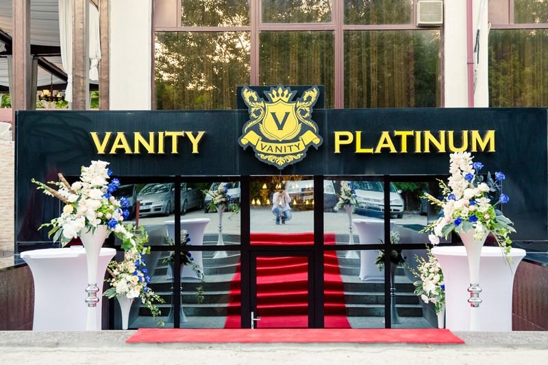 Vanity - Restaurant